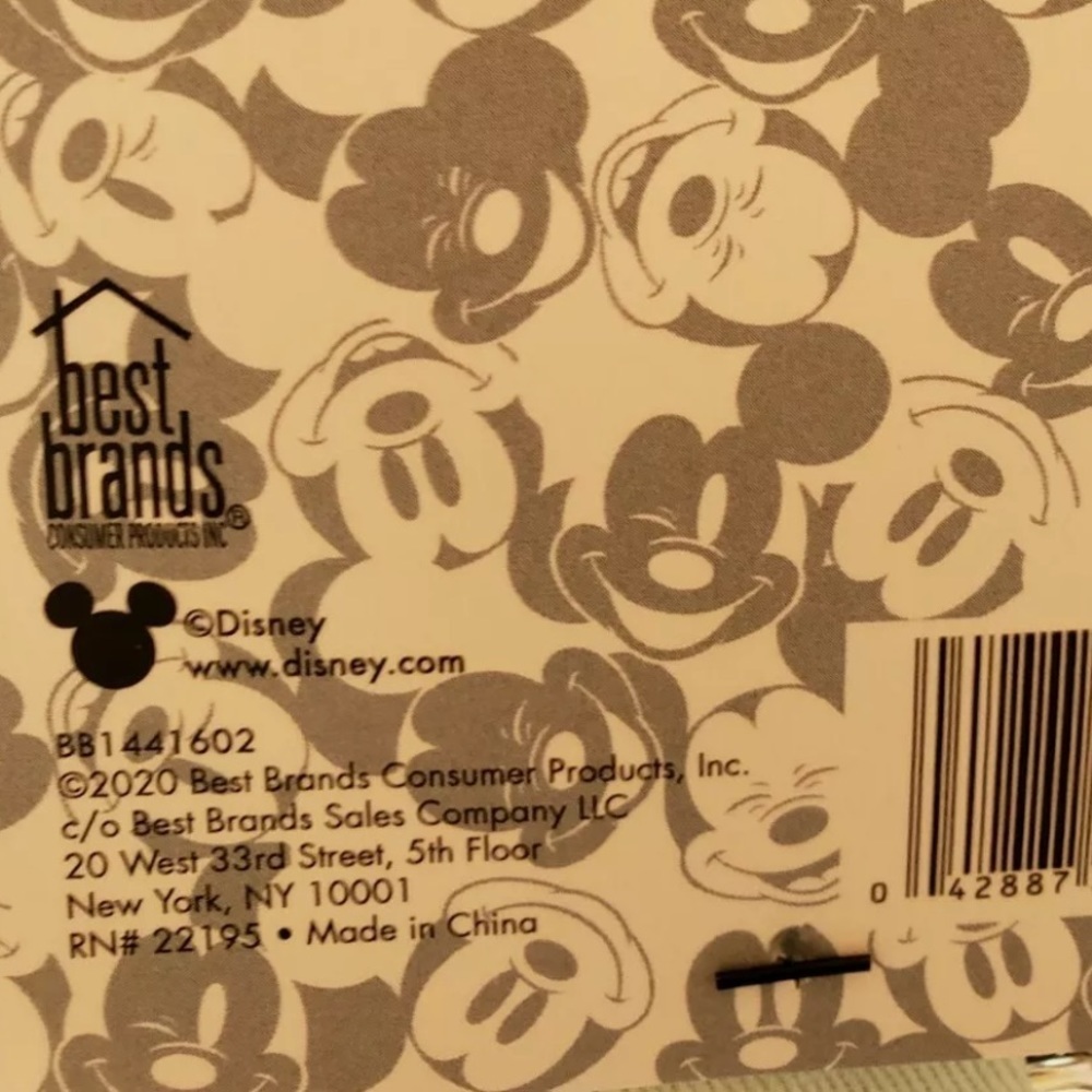 Mickey Mouse Apron!! - Picture 4 of 6